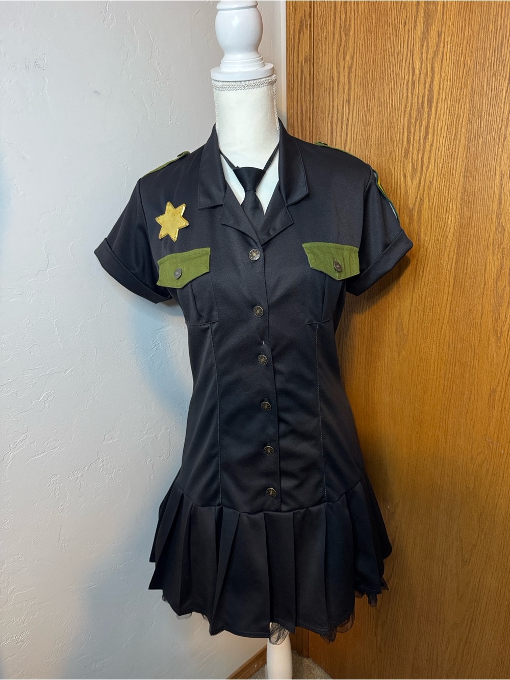 Leg Avenue Dirty Cop costume M/L
